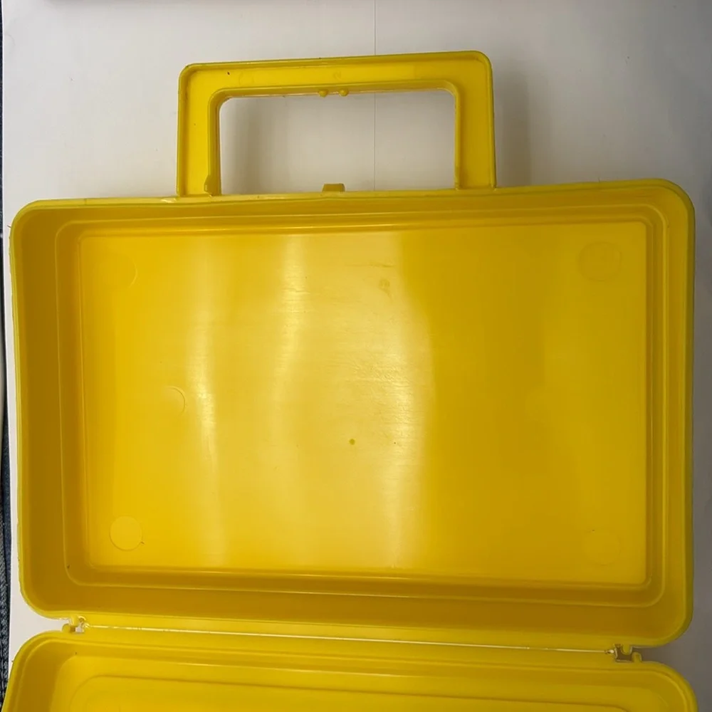 Vintage Captain Planet and the Planeteers Art Lunch Box Very Rare Yellow 90s